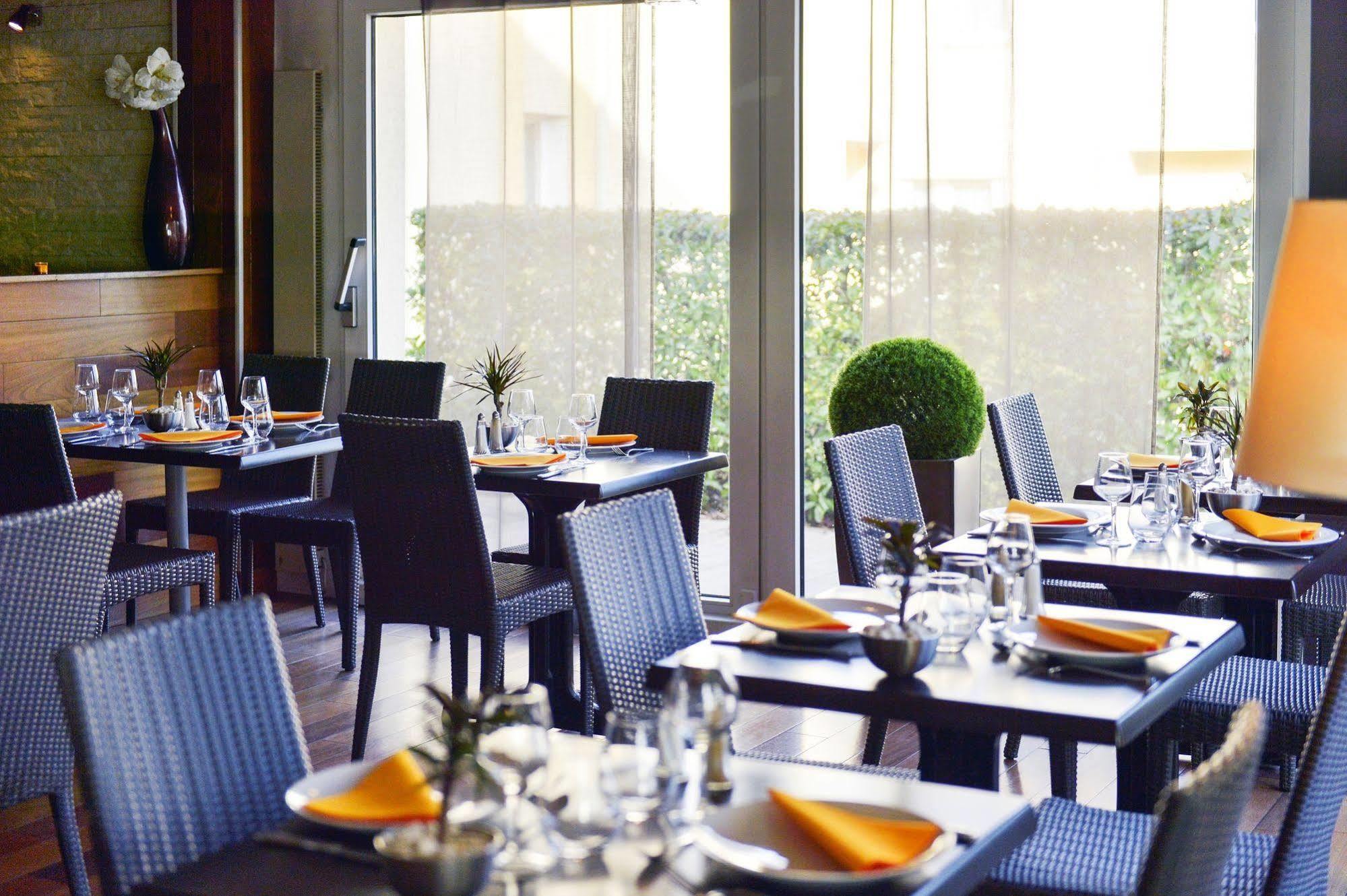 The Originals City, Hotel Le Beaujoire, Nantes Bagian luar foto