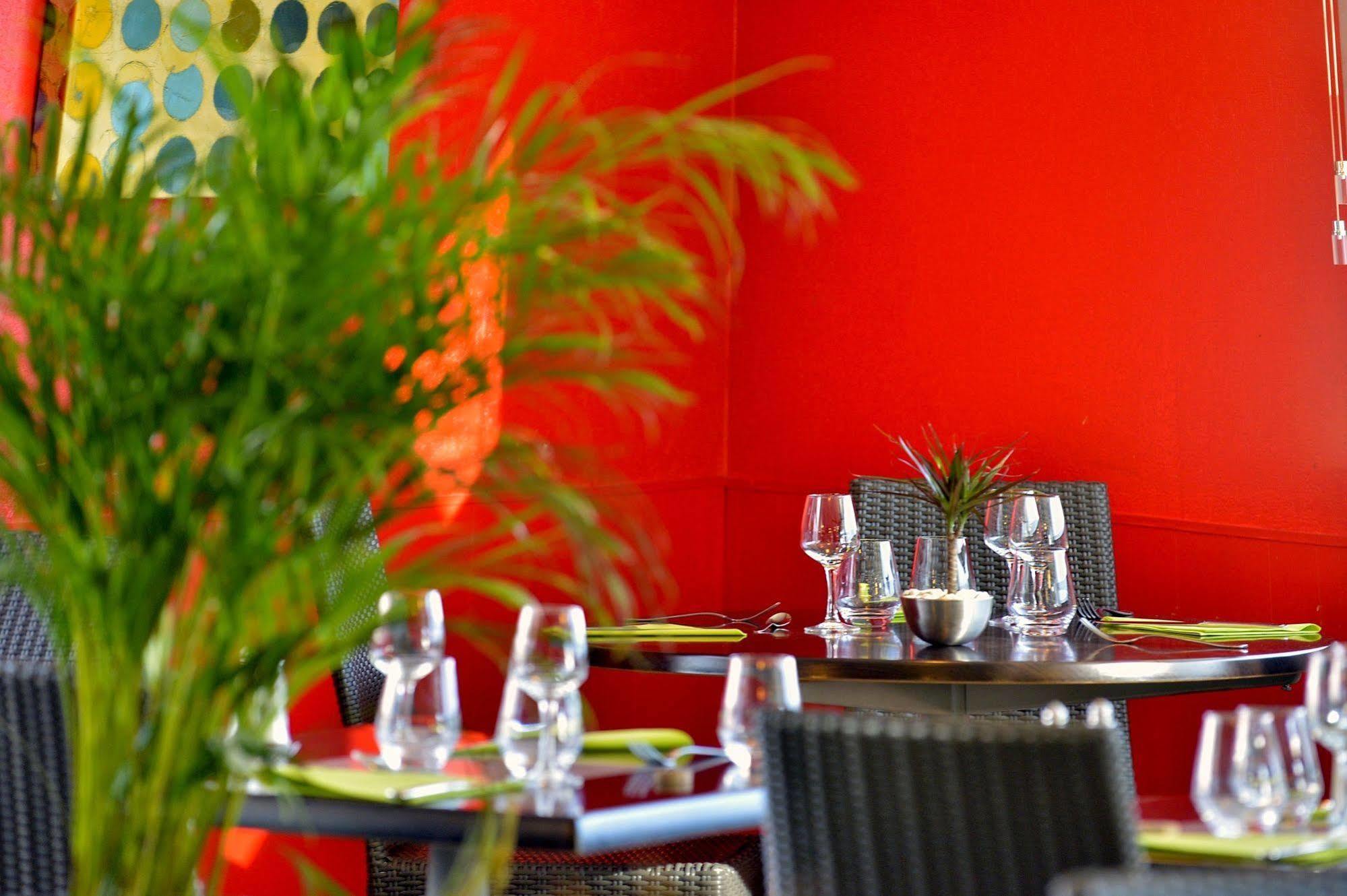 The Originals City, Hotel Le Beaujoire, Nantes Bagian luar foto