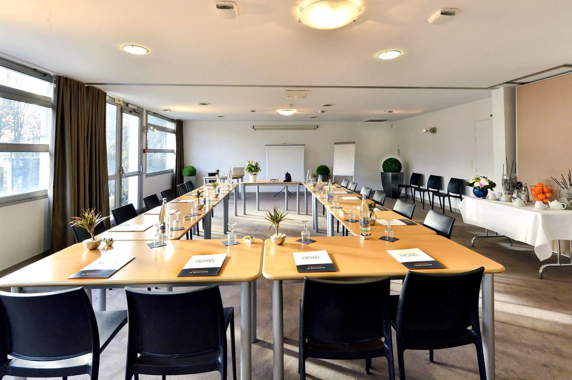 The Originals City, Hotel Le Beaujoire, Nantes Bagian luar foto